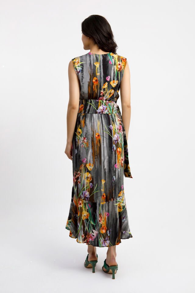 Floral Desenli İpek Volanlı Elbise